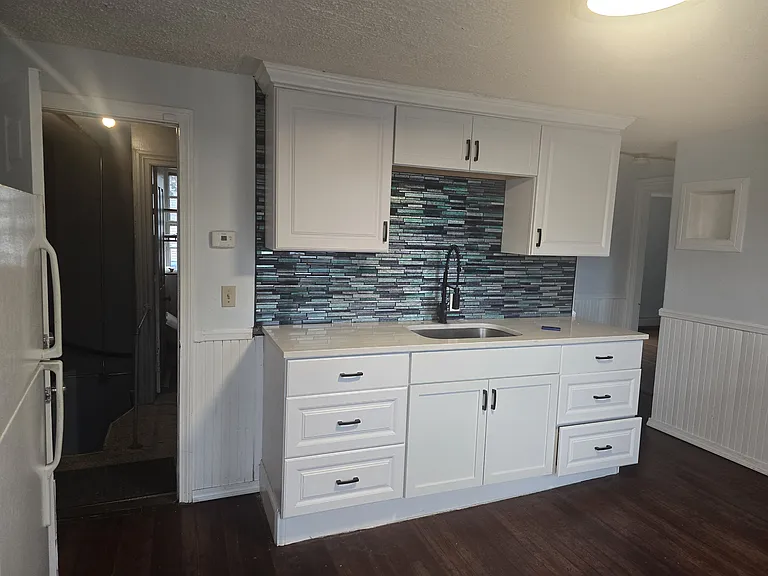 28 Darrow St #3 — Photo 3
