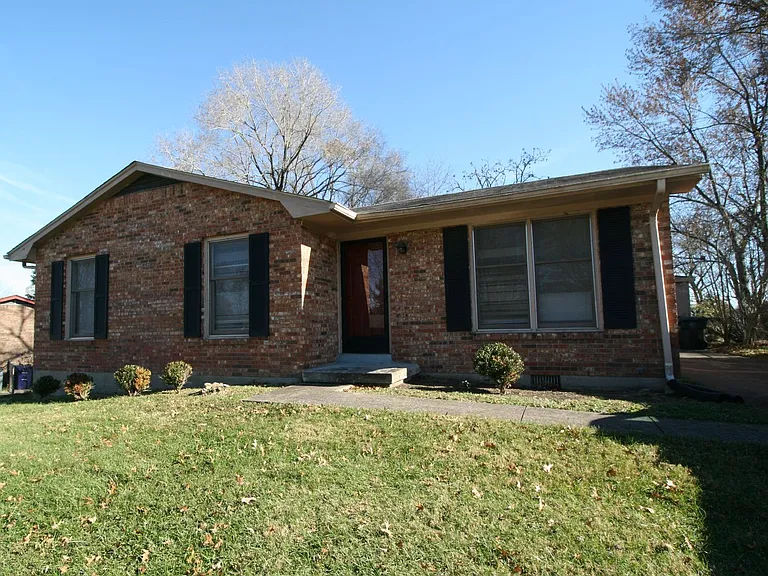 3237 Mount Foraker Dr — Photo 1