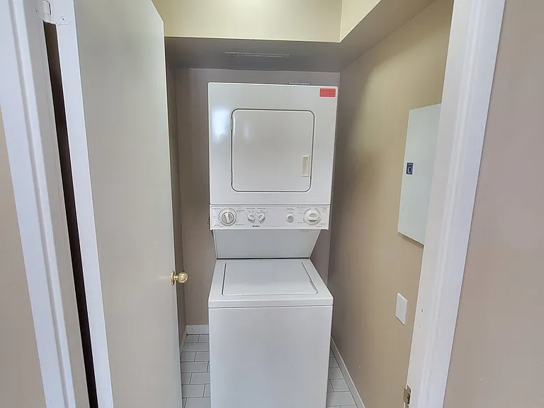 330 McCowan Rd #1405 — Photo 12