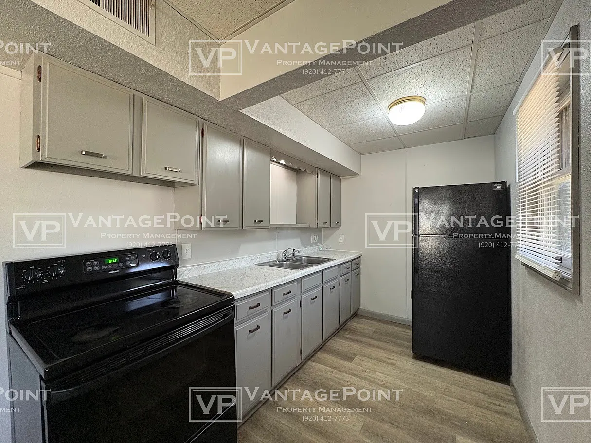 2434 Pine Street - 1 — Photo 4