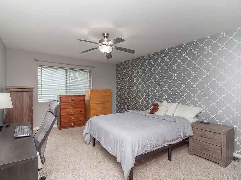 197 Uteg St #201A — Photo 16