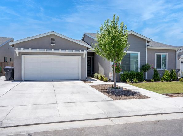 9405 Parkwood Manor Dr, Shafter, CA 93263