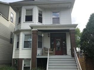 2545 W Ainslie St, Chicago, IL 60625