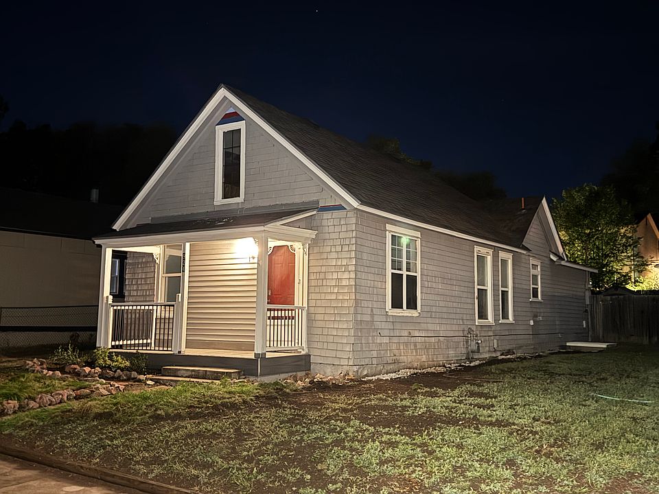 2nd image of 924 N Spruce St