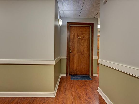 4th image of 408 W Saint Clair Ave APT 404