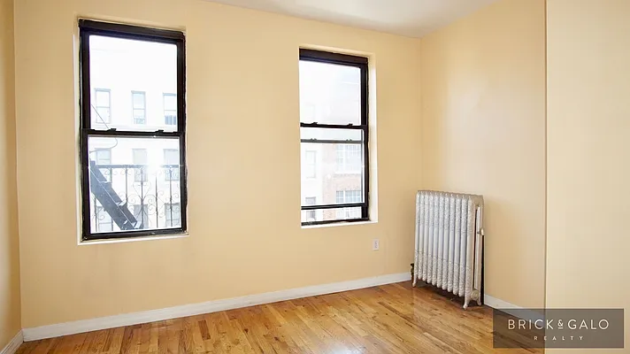 Rented by BRICK & GALO REALTY CORP | media 16