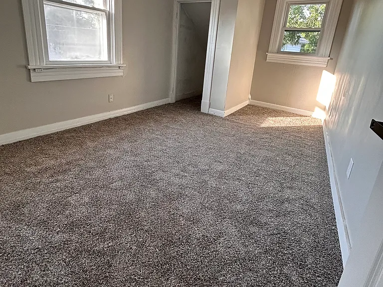 244 Michael Ln — Photo 2