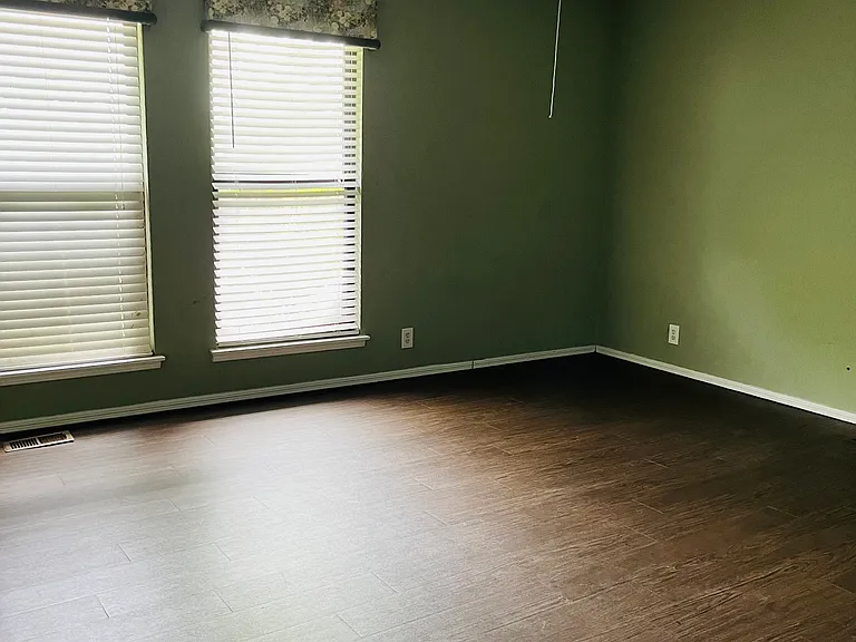 6612 Crow Cir — Photo 16