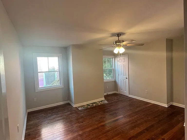405 E Duffy St — Photo 6
