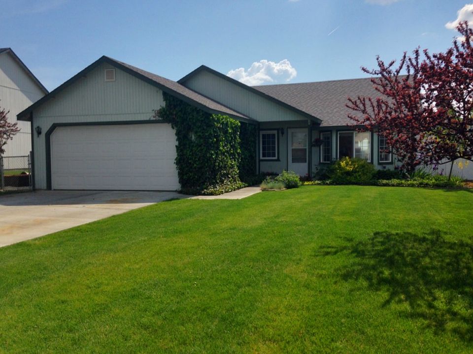 1st image of 1404 S Cougar Dr