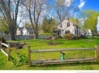 80 Church St, Moosup, CT 06354