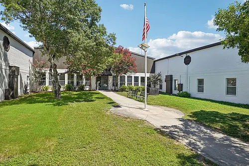 Silver Oaks Villas Photo 1