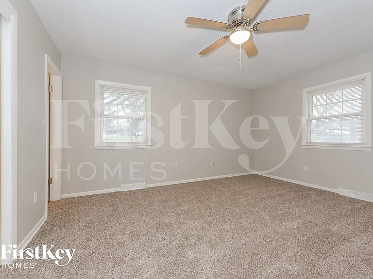 107 Hillcrest Rd — Photo 9