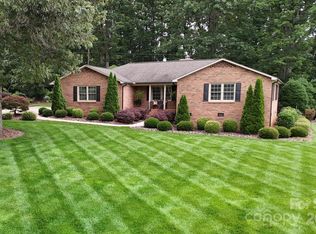1695 Arden Dr, Lincolnton, NC 28092