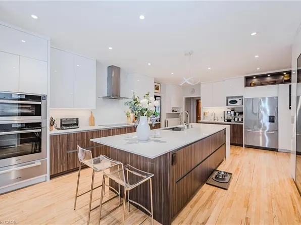 80 London Rd W, Guelph, ON N1H 2B7