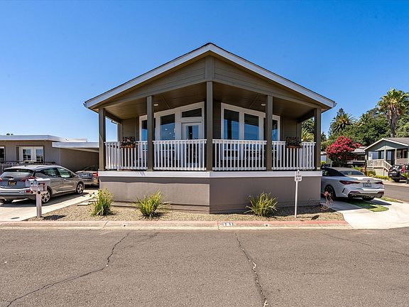3rd image of 4433 Solano Avenue #121