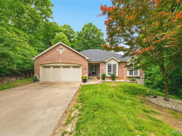 609 Hoene Ridge Estates Dr, Eureka, MO 63025