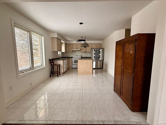 2nd image of 120 Ferndale Dr S