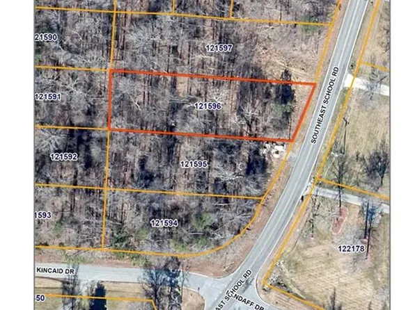 4128-4124 SE School Rd, Greensboro, NC 27406