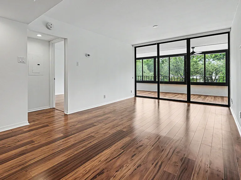 3211 W Swann Ave #302 — Photo 4