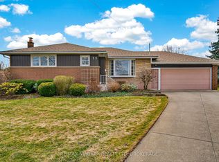 23 Almond Gdns, Grimsby, ON L3M2K2