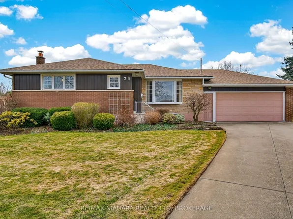 23 Almond Gdns, Grimsby, ON L3M 2K2