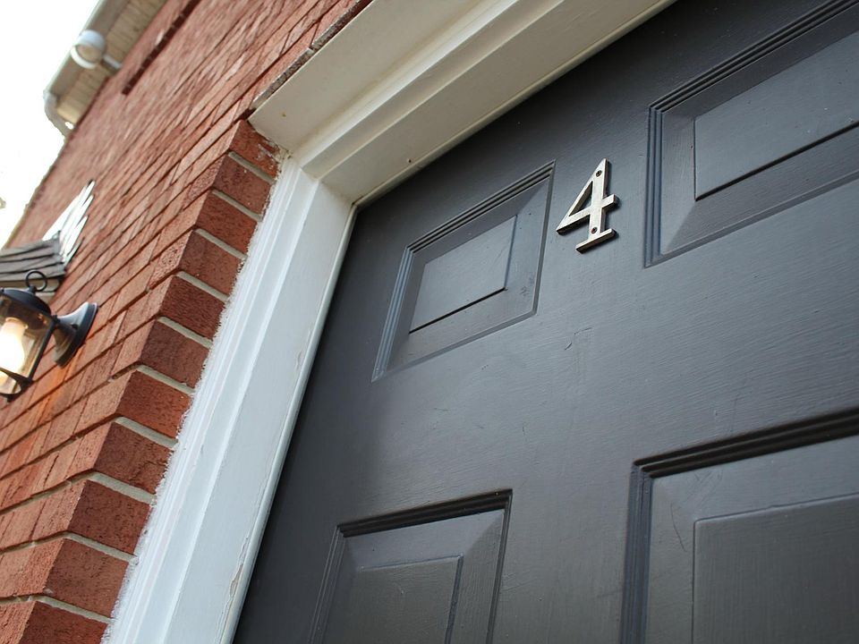 1st image of 3055 McKinley Pkwy #4