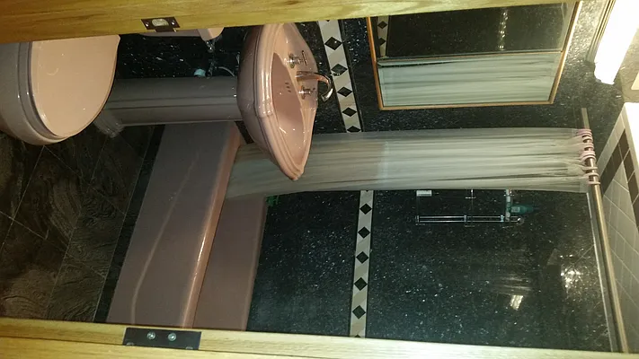 Rented by PF Financial Services Inc | media 21