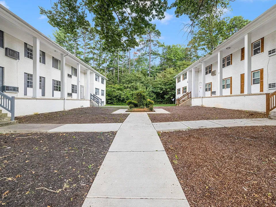 1429 Stratford