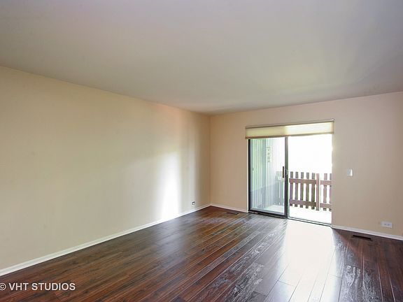 2nd image of 1711 Northfield Sq APT D