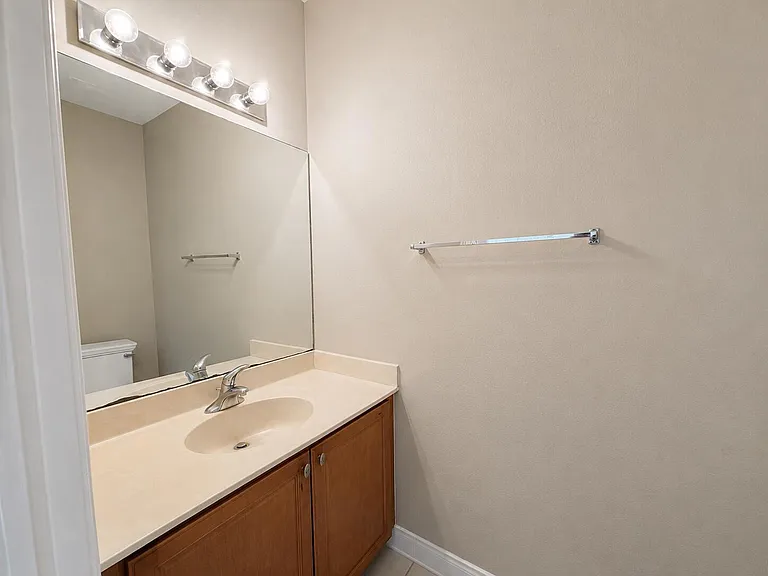 780 Marina Del Ray Ln #4 — Photo 10