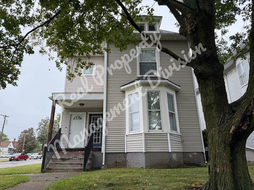 1133 S 2nd St #2