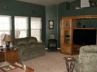 450 NW Mallard Ave, Mountain Home, ID 83647