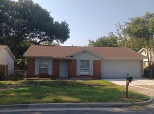 2906 Plaza St, Arlington, TX 76010