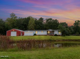 266 Morse Dr, Hubert, NC 28539