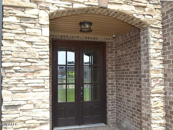 2nd image of 2854 Poplar Woods Dr