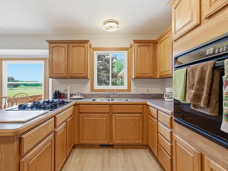 5700 W M 36 — Photo 27