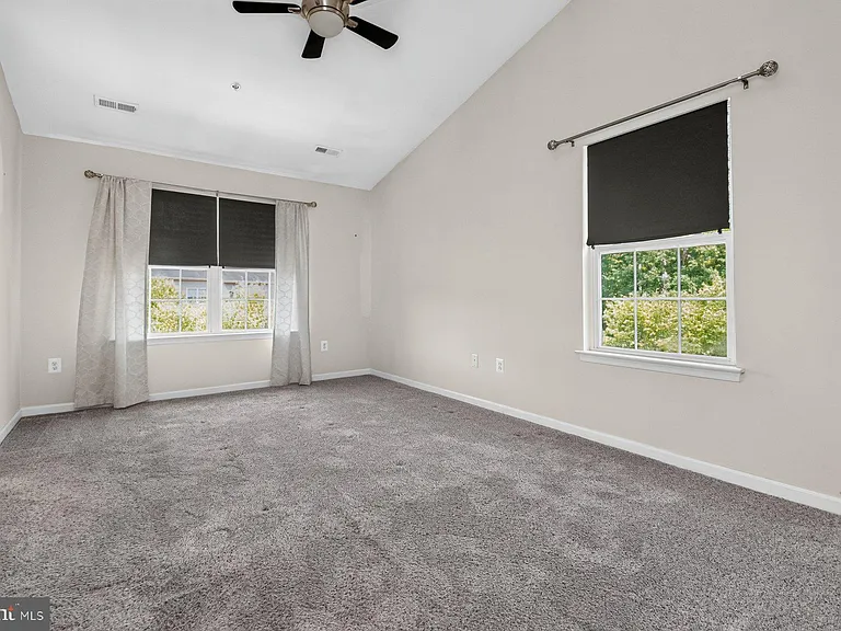 728 Millhouse Dr — Photo 16