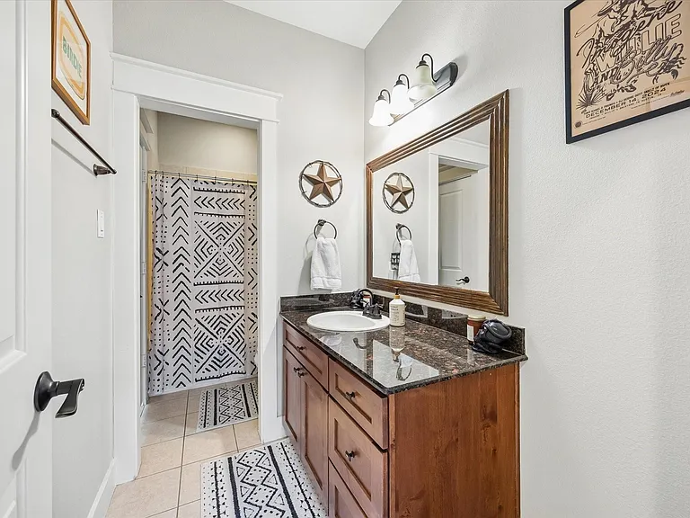 107 Riley Ln — Photo 22