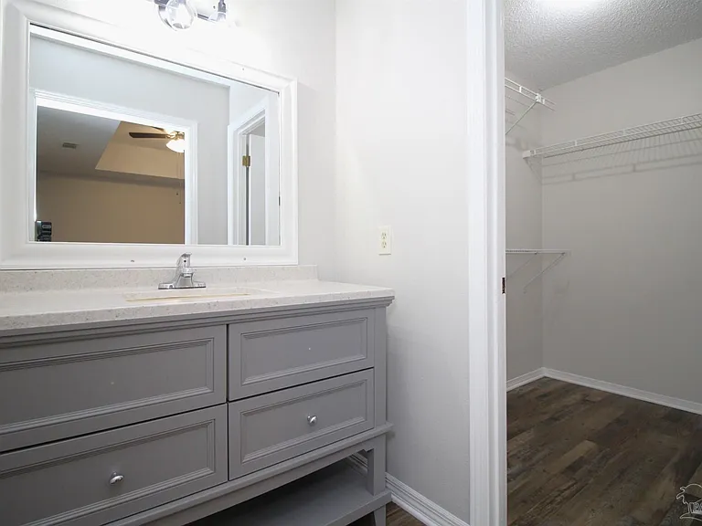 7225 Dogwood Terrace Dr — Photo 17