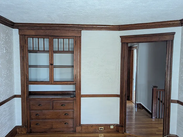 6 Violante St #2 — Photo 3