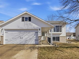 5512 18th St S, Fargo, ND 58104