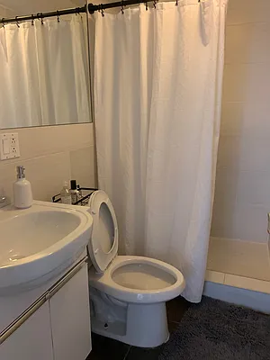 Rented by Unit 5 LLC | media 15