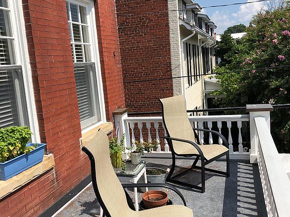3rd image of 304 N Stafford Ave