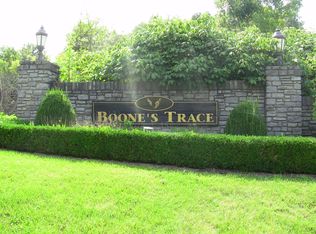 275 Avawam Dr, Richmond, KY 40475