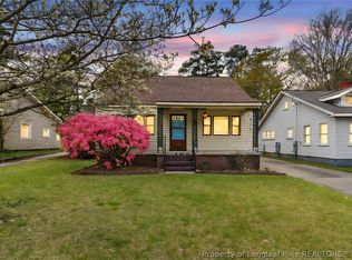 120 John St, Fayetteville, NC 28305