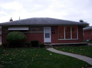 8248 Randy Dr, Westland, MI 48185