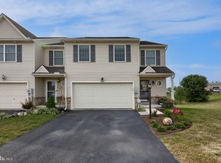 2041 Shaffer Cir, Dover, PA 17315