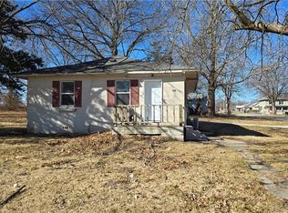 1114 Comstock St, Chillicothe, MO 64601