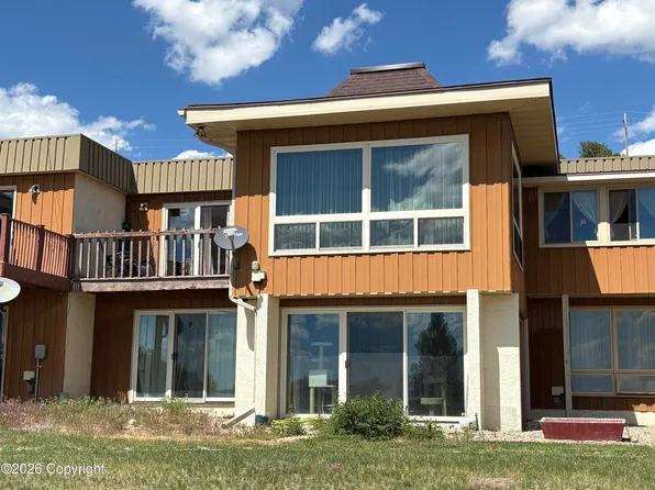 12 Fountain Plz, Newcastle, WY 82701